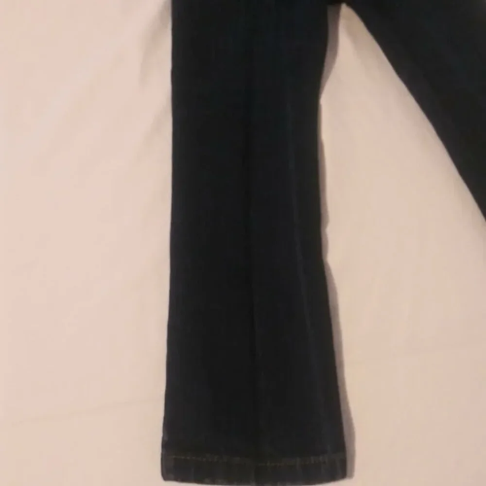 The Children's Place girls size 5 super skinny blue jeans